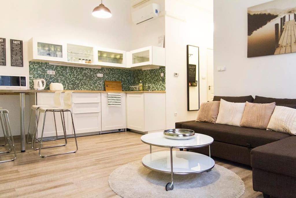 Apartment Szanna Citycenter *